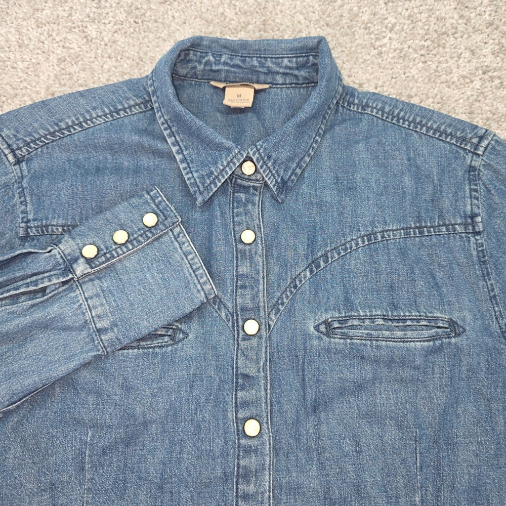 Duluth Trading Co Mens Medium Blue Denim Western Pearl Snap Long Sleeve Shirt
